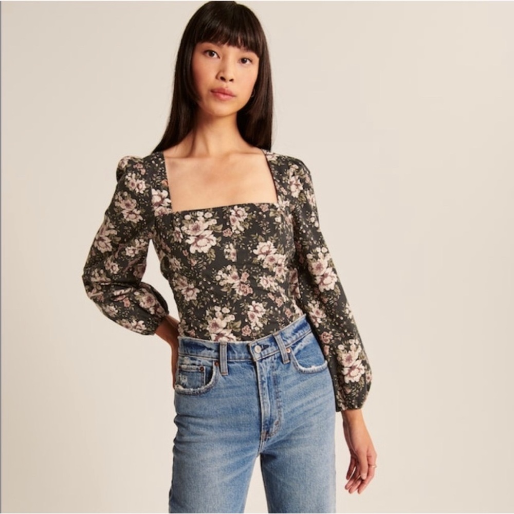 A&F Floral Square Neck Top - XS